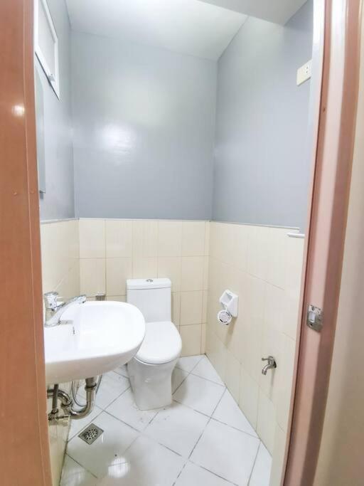 Private Townhouse (Serenia Homestay) photo 4