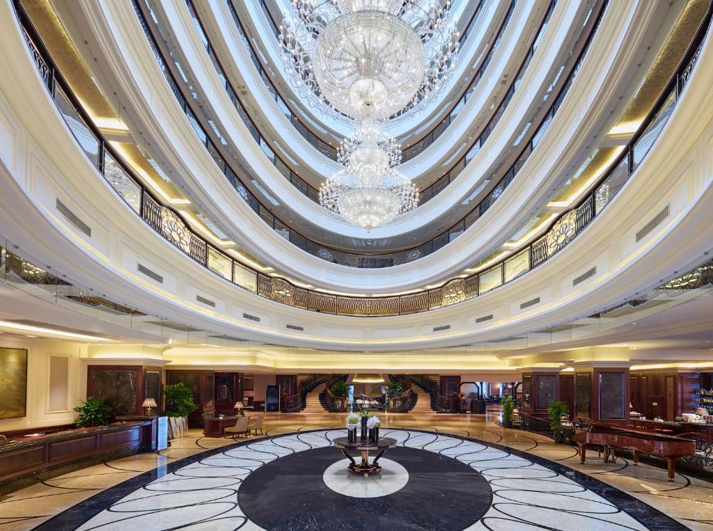 InterContinental Shanghai Ruijin, an IHG Hotel - Downtown Historic Iconic Garden Hotel photo 1