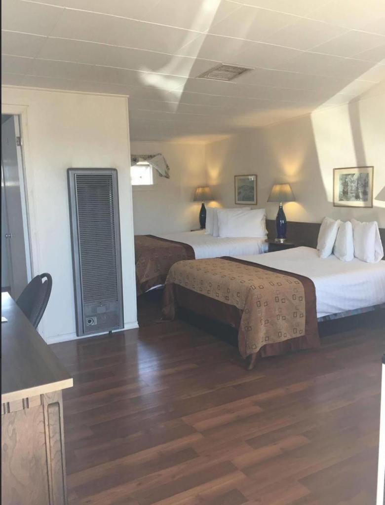 Robbie's Motel photo 2