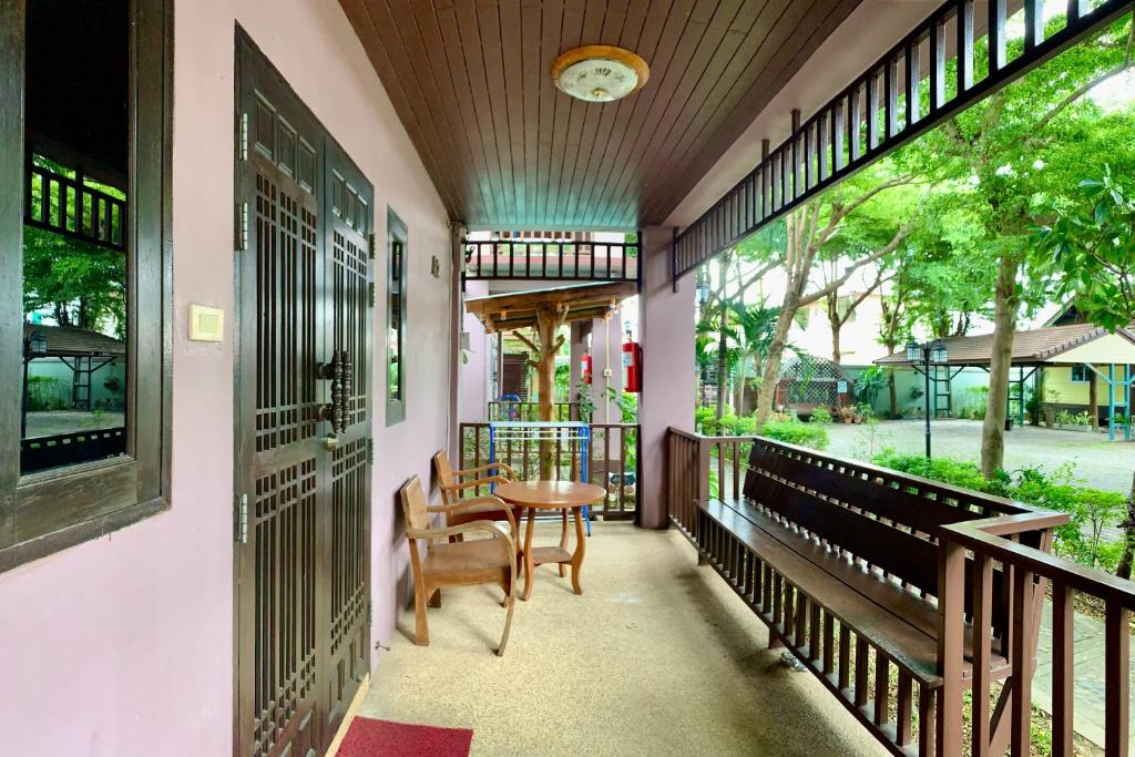 Baan Soontree Resort photo 2