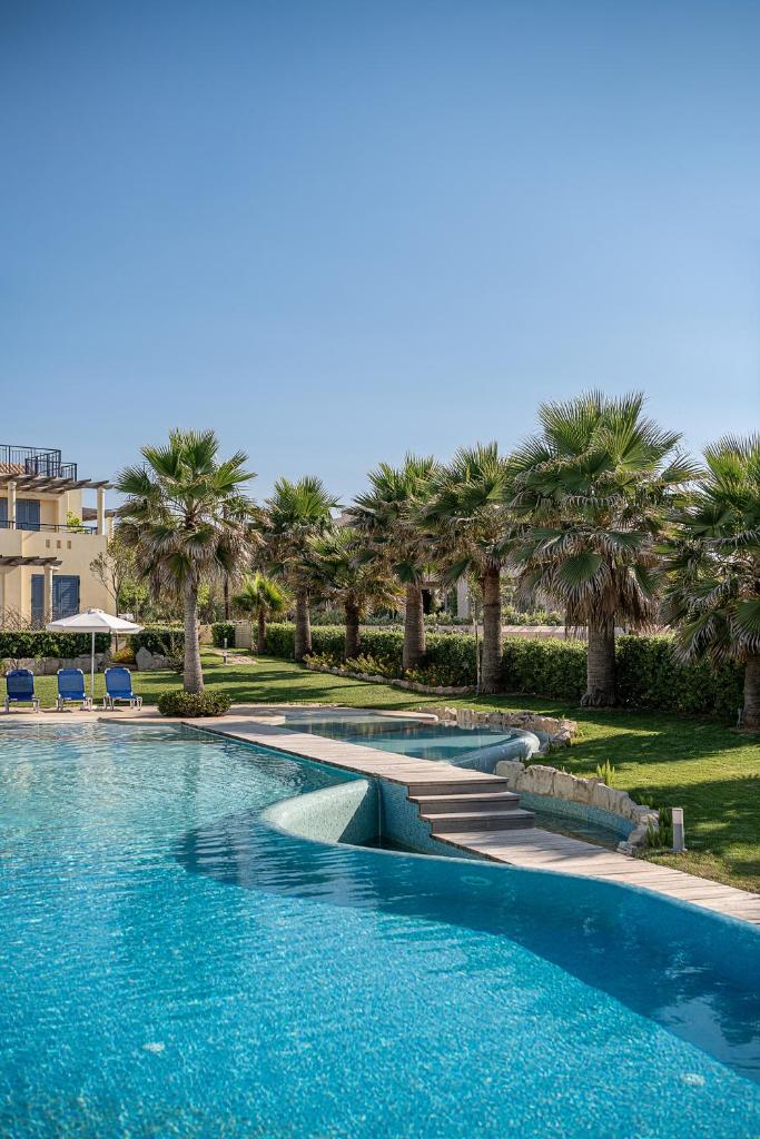 Calmaliving Seaside apartments with pool photo 2