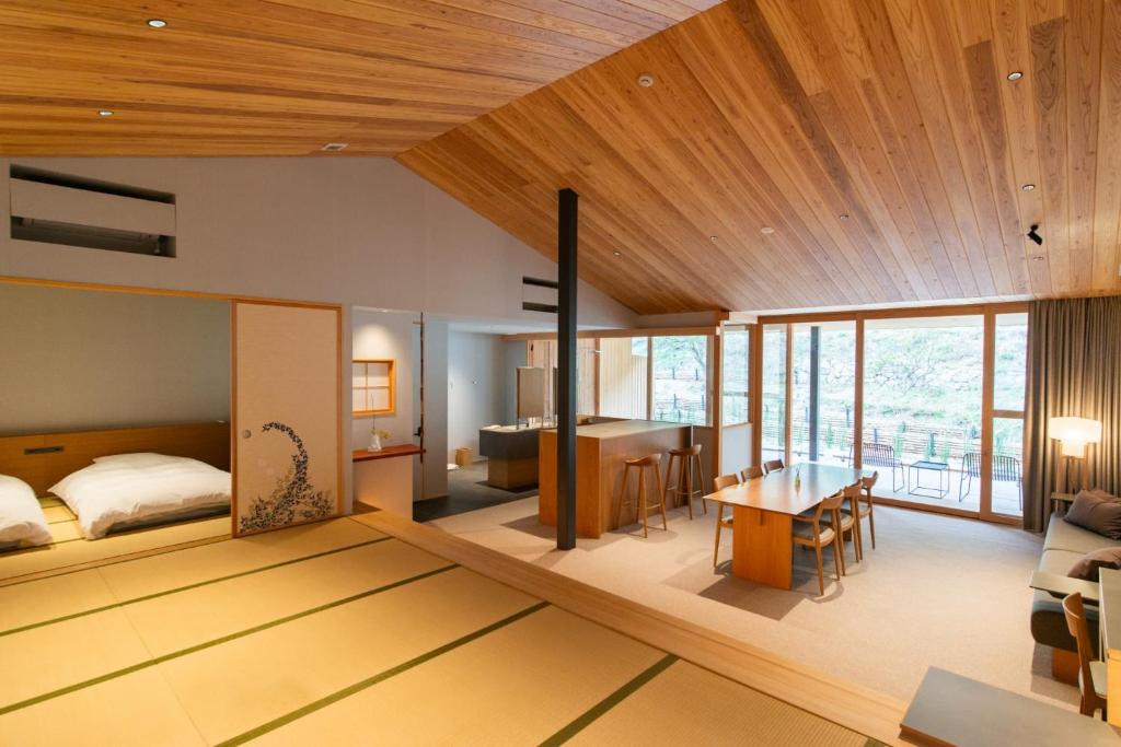 Naoshima Ryokan Roka photo 2
