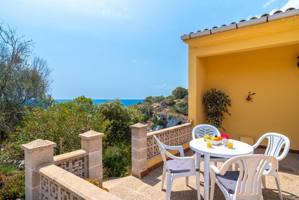 Ses Savines Beach cala Llombards photo 4