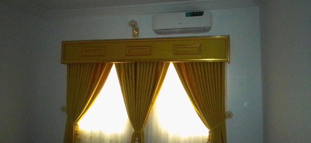 DARIS LUXURIOUS photo 4
