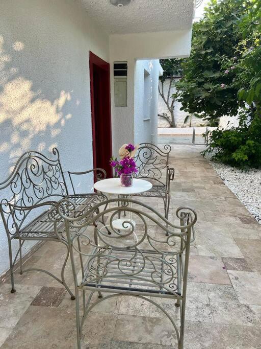 Doğa içinde havuzlu villa photo 1