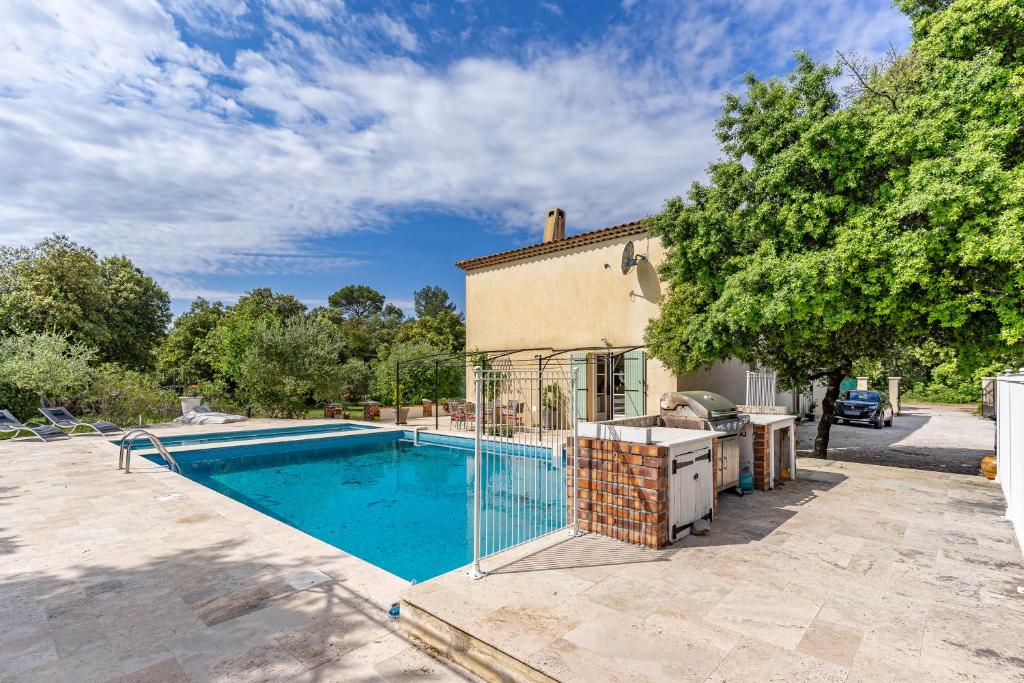 Le Manoir De Flassans photo 3