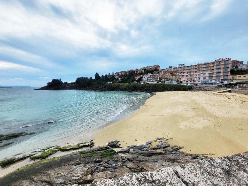 Apartamentos Portonovo Playa 3000