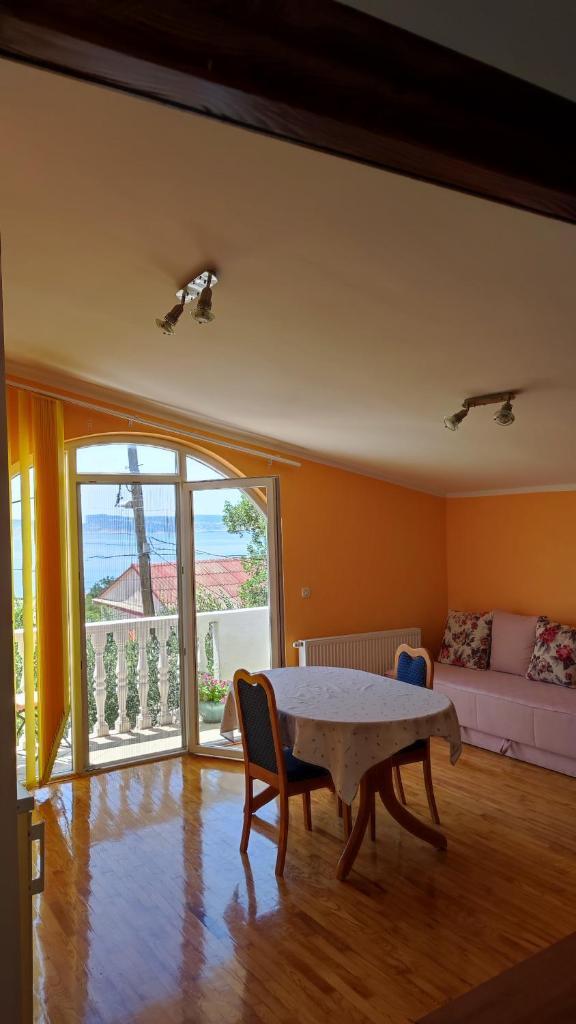 Apartments Veni Up photo 3