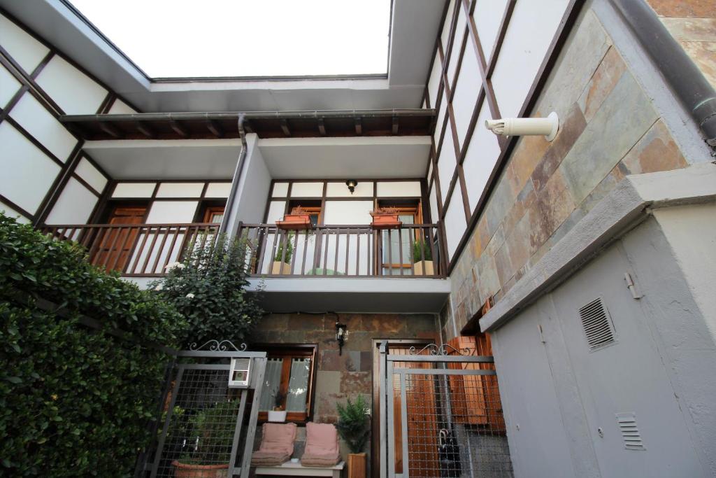 Chalet junto a la Ciudadela de Jaca photo 2