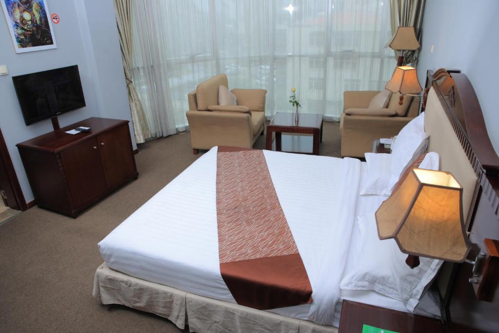 Debredamo Hotel photo 1