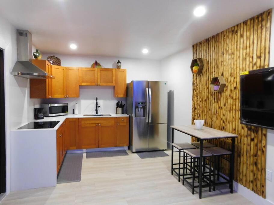 cozy apartment, with separate entrance image
