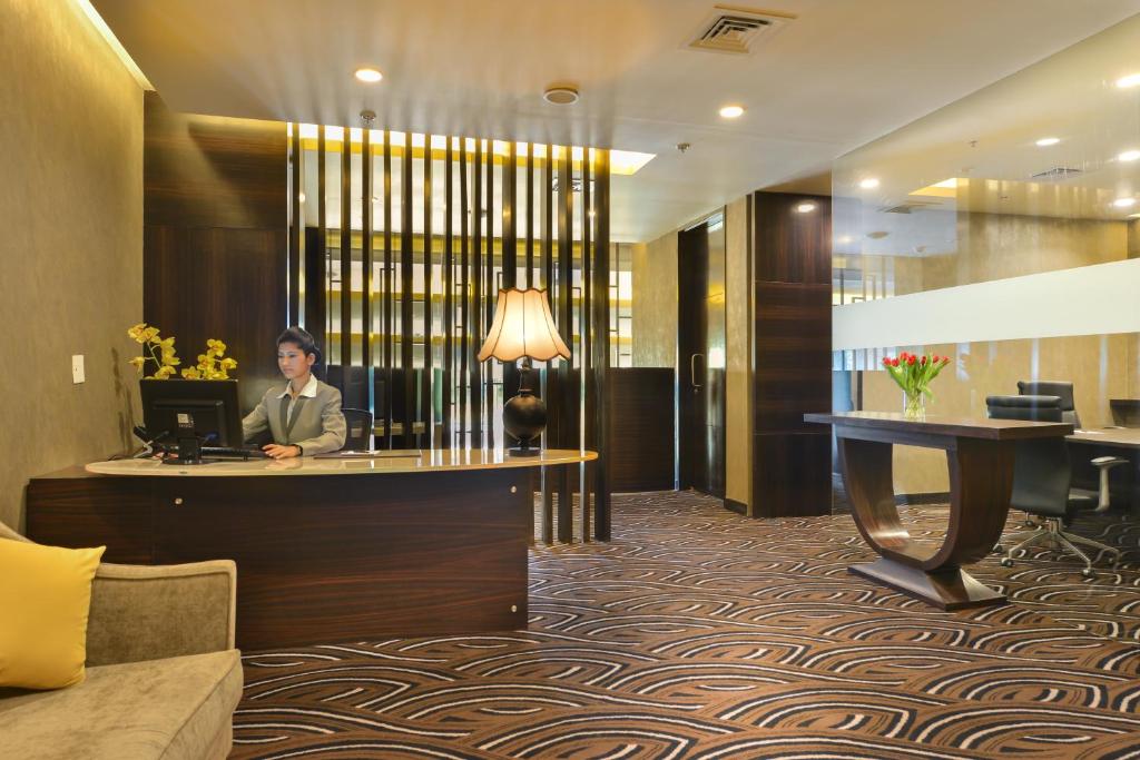 Crowne Plaza Ahmedabad City Centre, an IHG Hotel photo 2