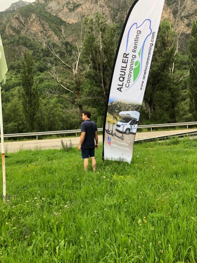 AUTOCARAVANAS DE LUJO EN BENASQUE. photo 1