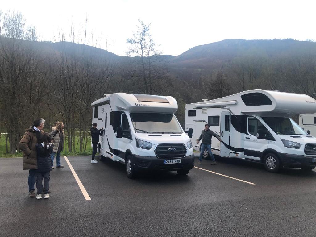 AUTOCARAVANAS DE LUJO EN BENASQUE. photo 3