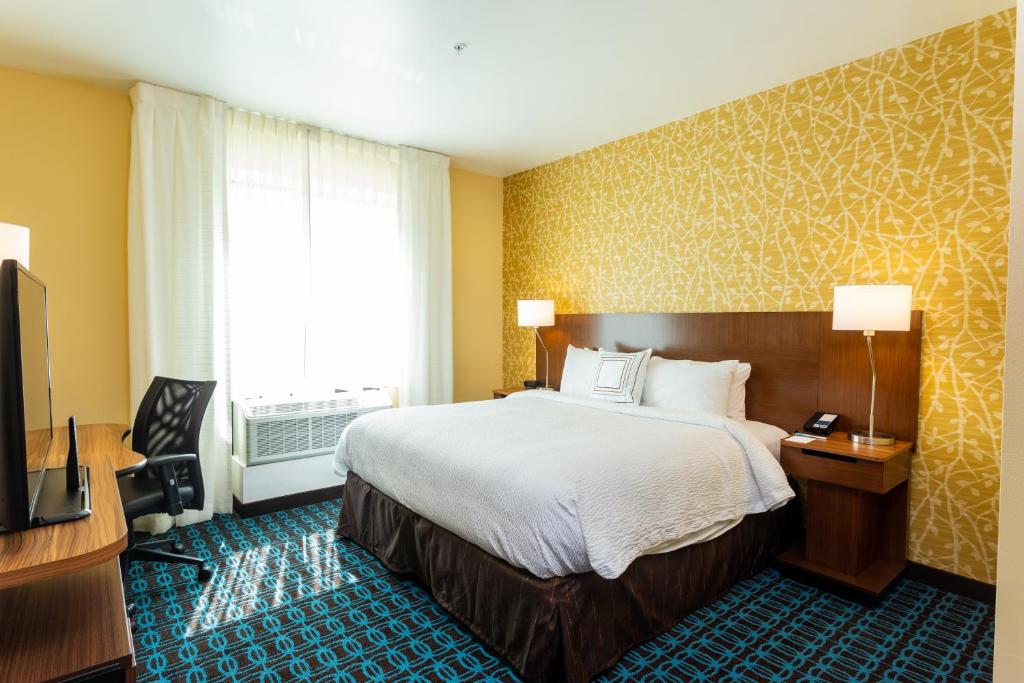 Fairfield Inn & Suites by Marriott Bay City, Texas photo 1