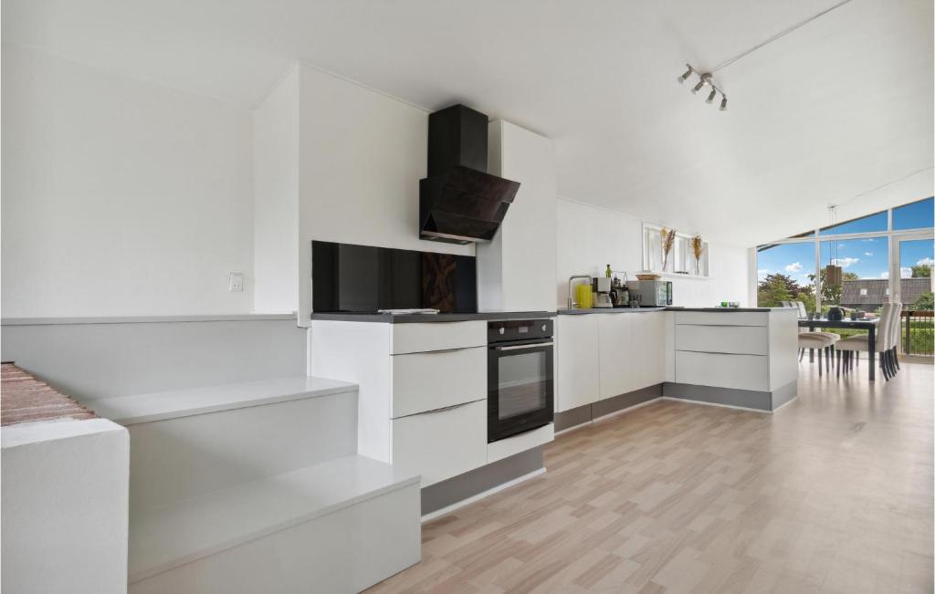 Beautiful Apartment In Fur With Wifi And 2 Bedrooms photo 4