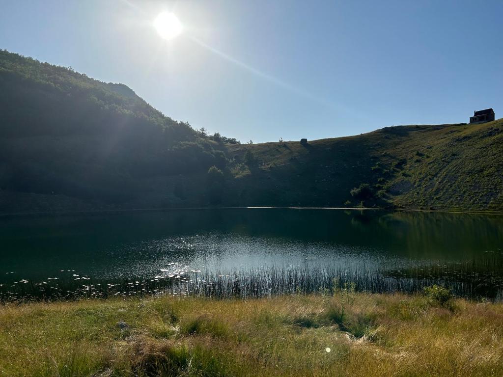 Holiday home above the Bukumirsko Lake photo 2