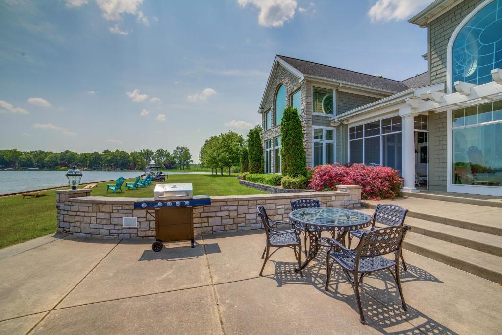 Jackson Lakefront Getaway Boat Dock, Porch, Patio photo 1