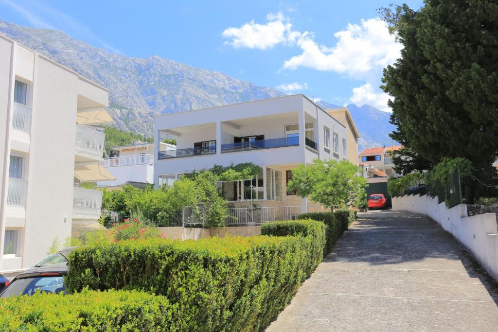 Studio Baska Voda 6773c photo 1