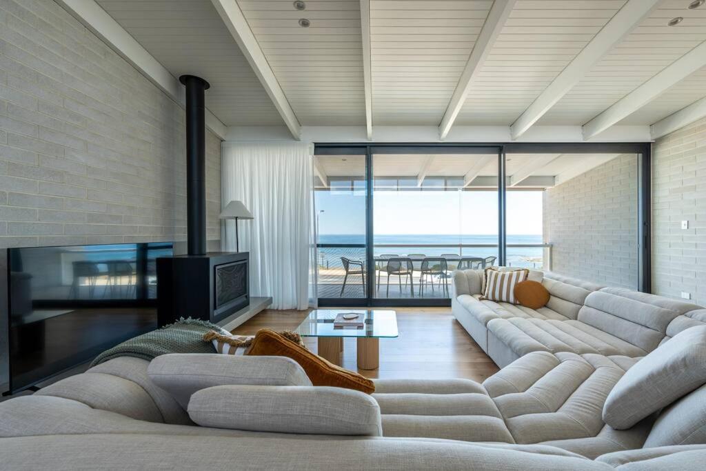 Reef House: Pool • Beachfront • Near Wineries photo 3