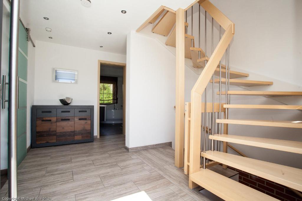 Traumferienhaus Bergblick Mittelndorf, bis zu 8 Personen, Sauna, Grill photo 1