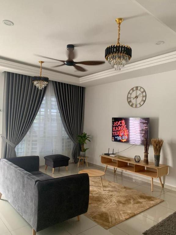 Ann Homestay Laman Sendayan