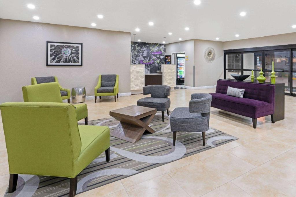 La Quinta by Wyndham Ada photo 4