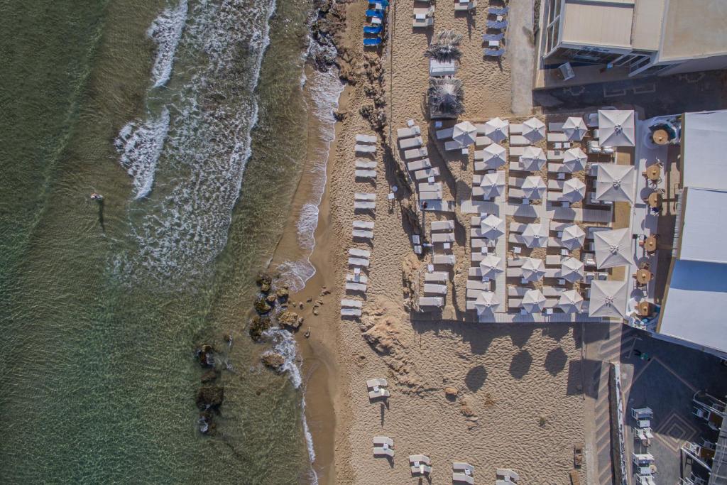 Parthenis Beach, Suites by the Sea photo 2