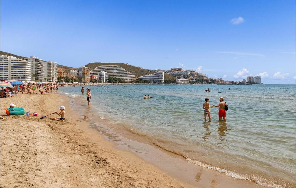 Nice Apartment In Cullera With 3 Bedrooms photo 2