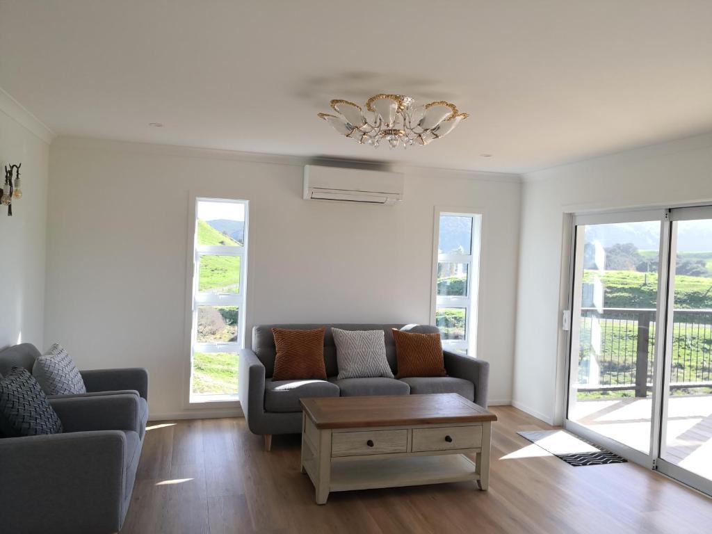 Karapiro Retreats holiday house photo 2
