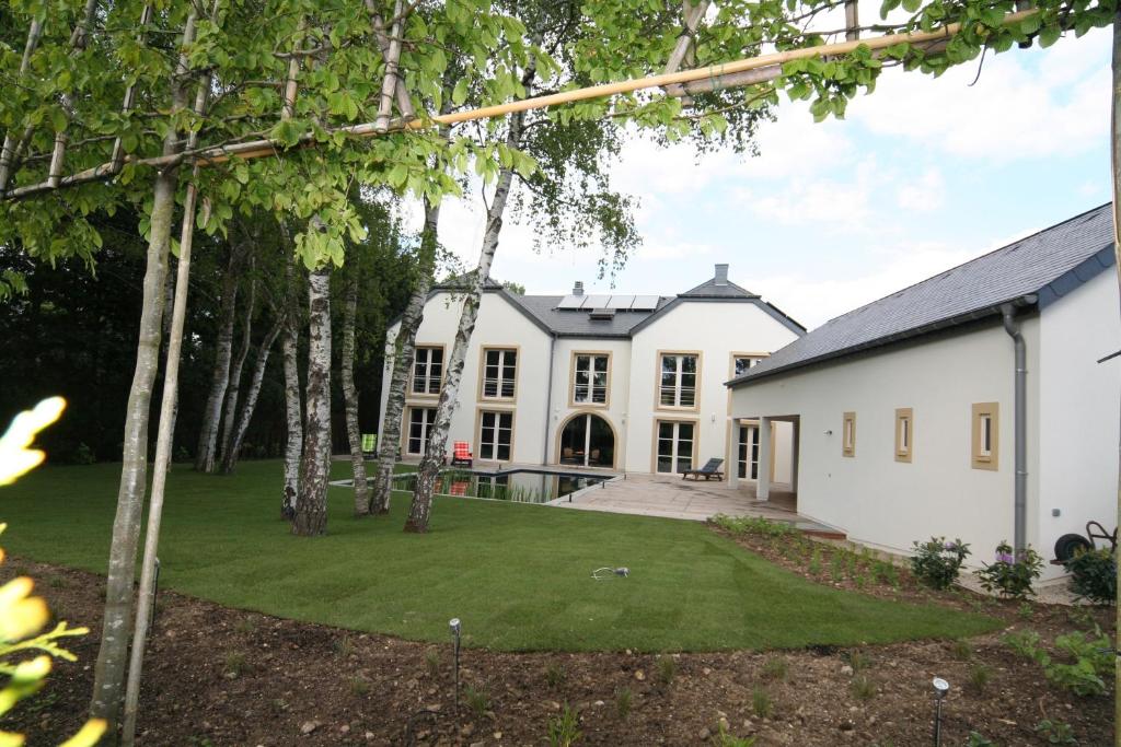 B&B White Pearl photo 2