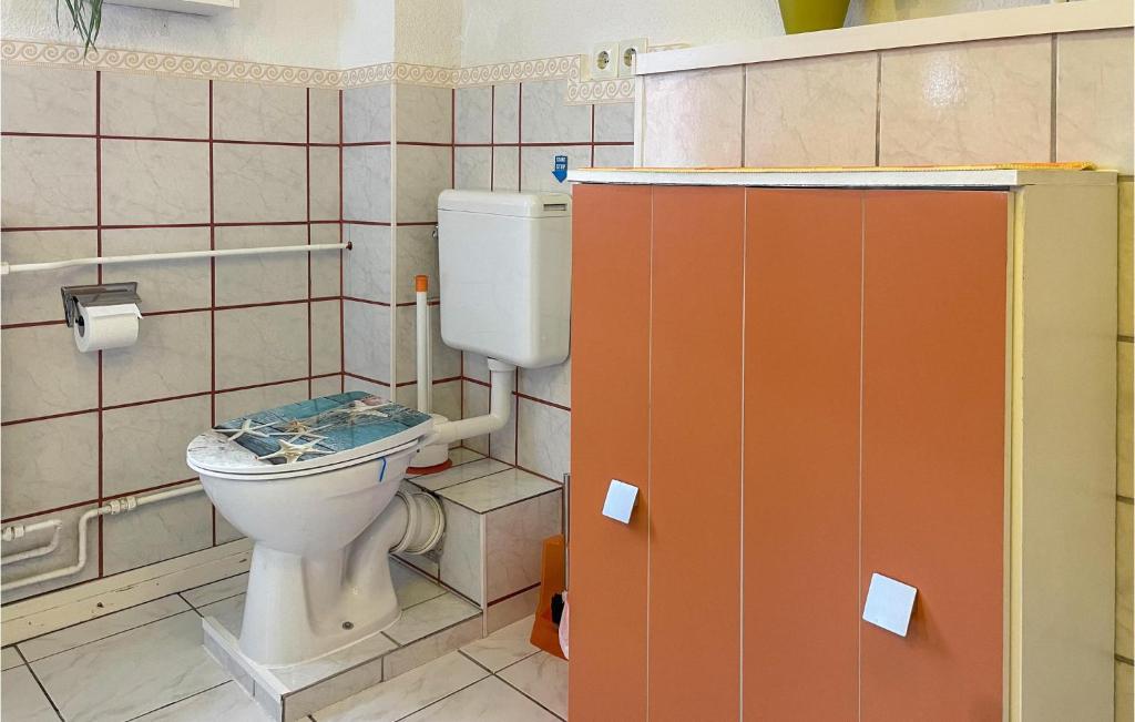 Awesome Apartment In Kalkhorst With Wifi photo 3