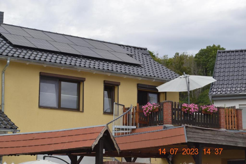 Ferienwohnung mit Ausblick in Wimmelburg photo 2