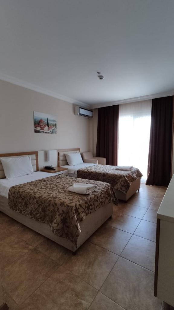 Bitez Risa Hotel photo 1
