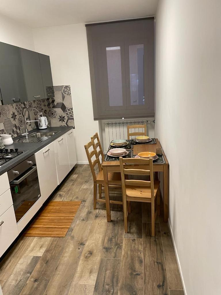 CASA VACANZE GINEVRA 1 - Tap to explore photos