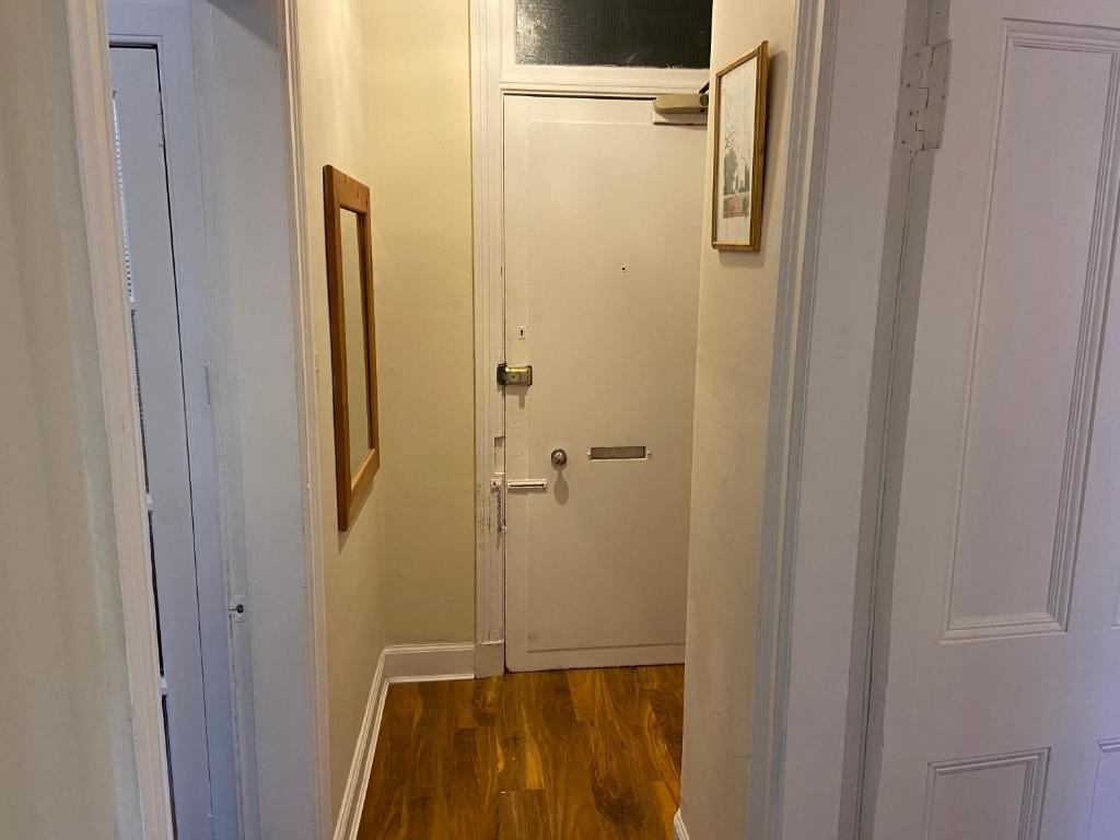 Nice Apartment - Tap to explore photos