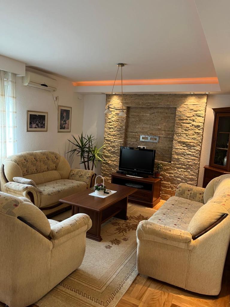 Luxury Apartment photo 3