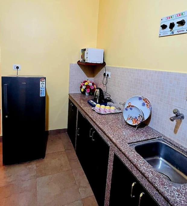 Reev's Homestay: Luxury 2 Bedroom apartment photo 3