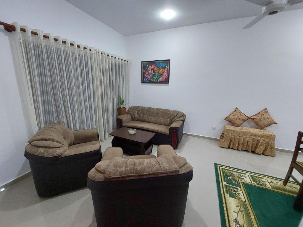 Elixia Emerald 2 Bed Room Fully Furnished Apartment colombo, Malabe photo 2