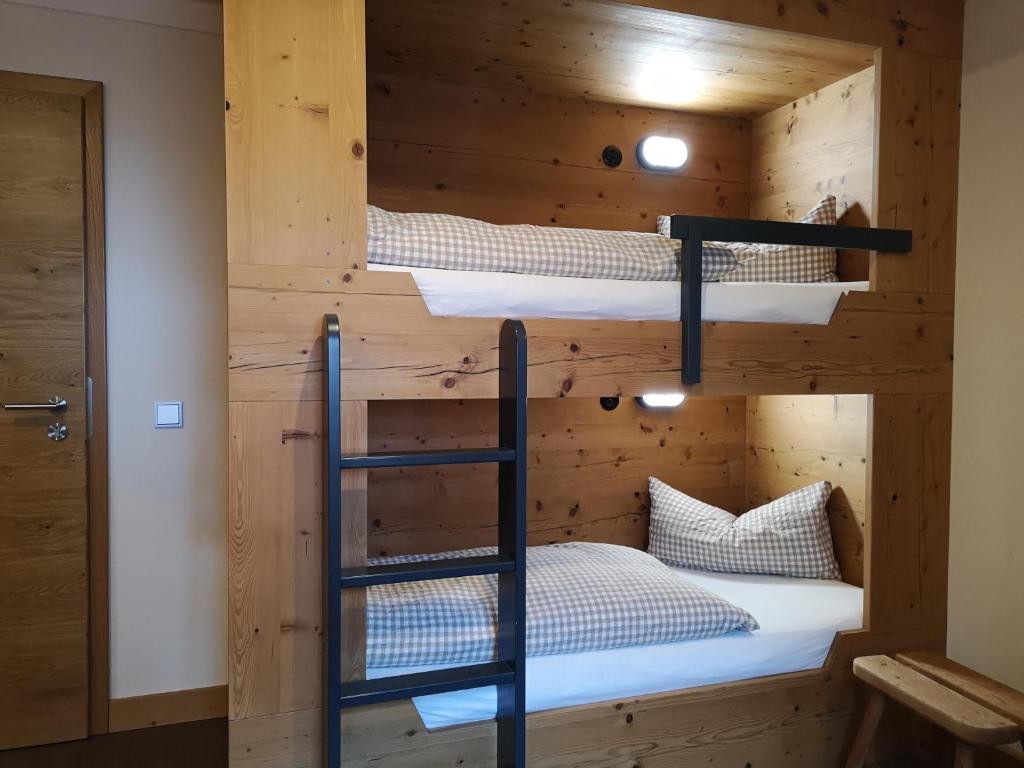Dreimäderlhaus - Das vegetarische Boutique Hotel photo 3