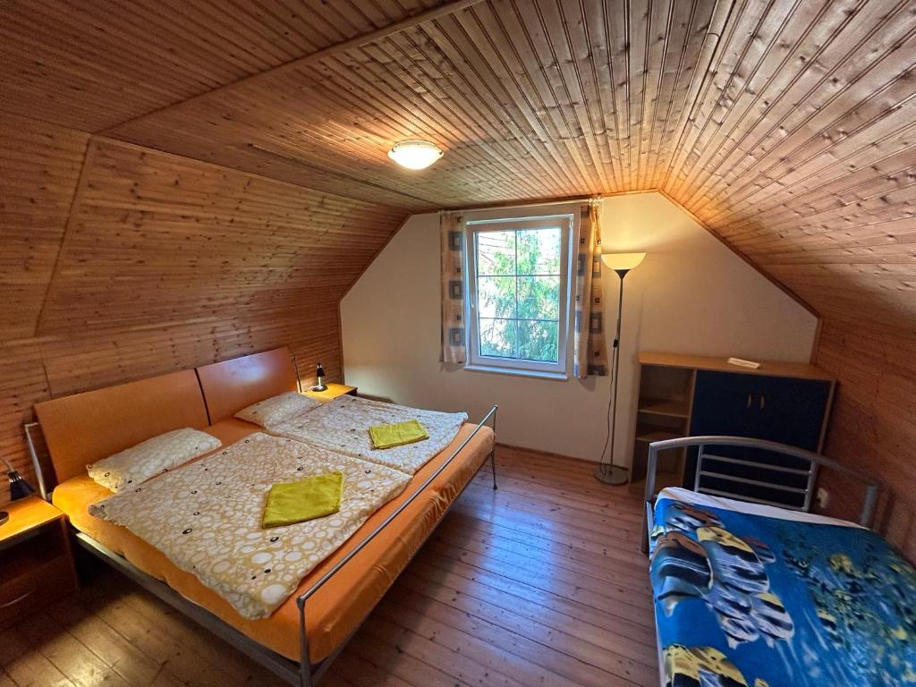 Chalupa Měňany - Karlštejn photo 4