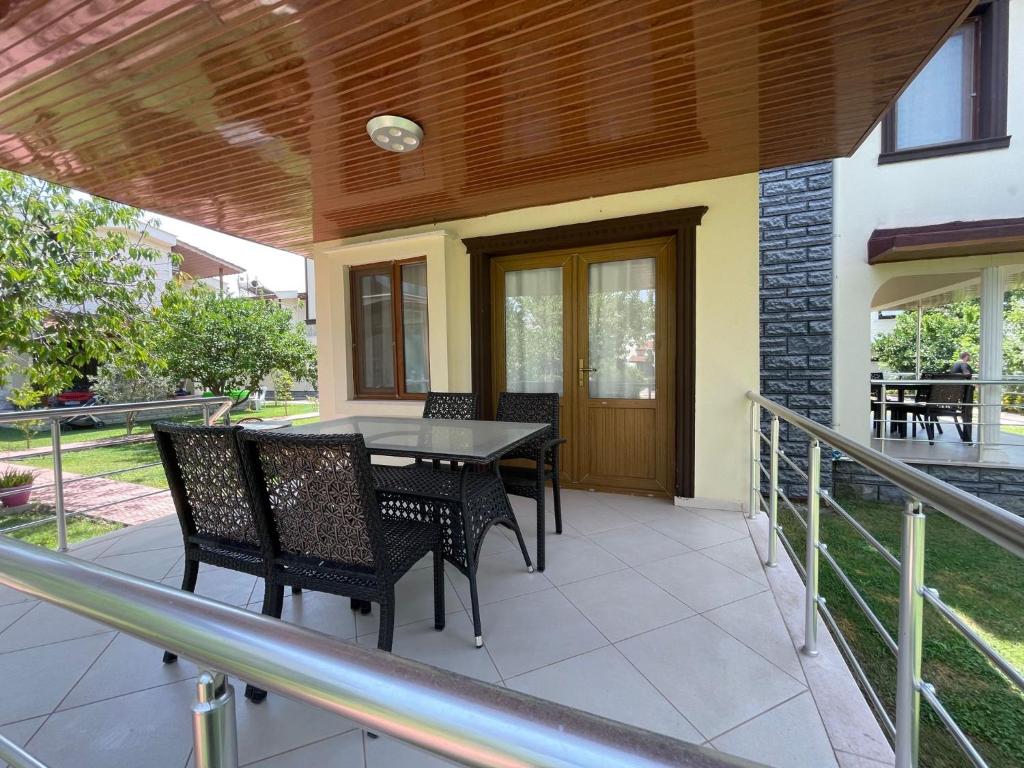 Huge Villa 300 meters to sea and near to Ida mount photo 3