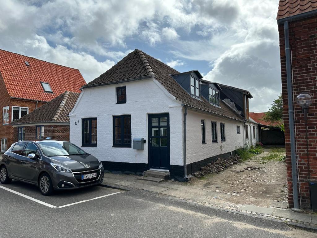 Charmerende stue lejlighed i centrum photo 1