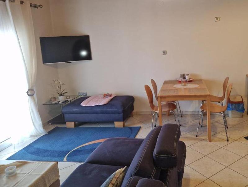 Chrispy Apartments photo 2