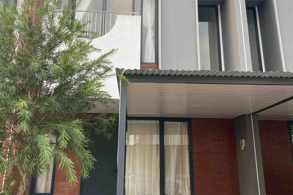 2BR Happystay at FREJA BSD lalerooms close to ICE BSD find us on ig lalerooms