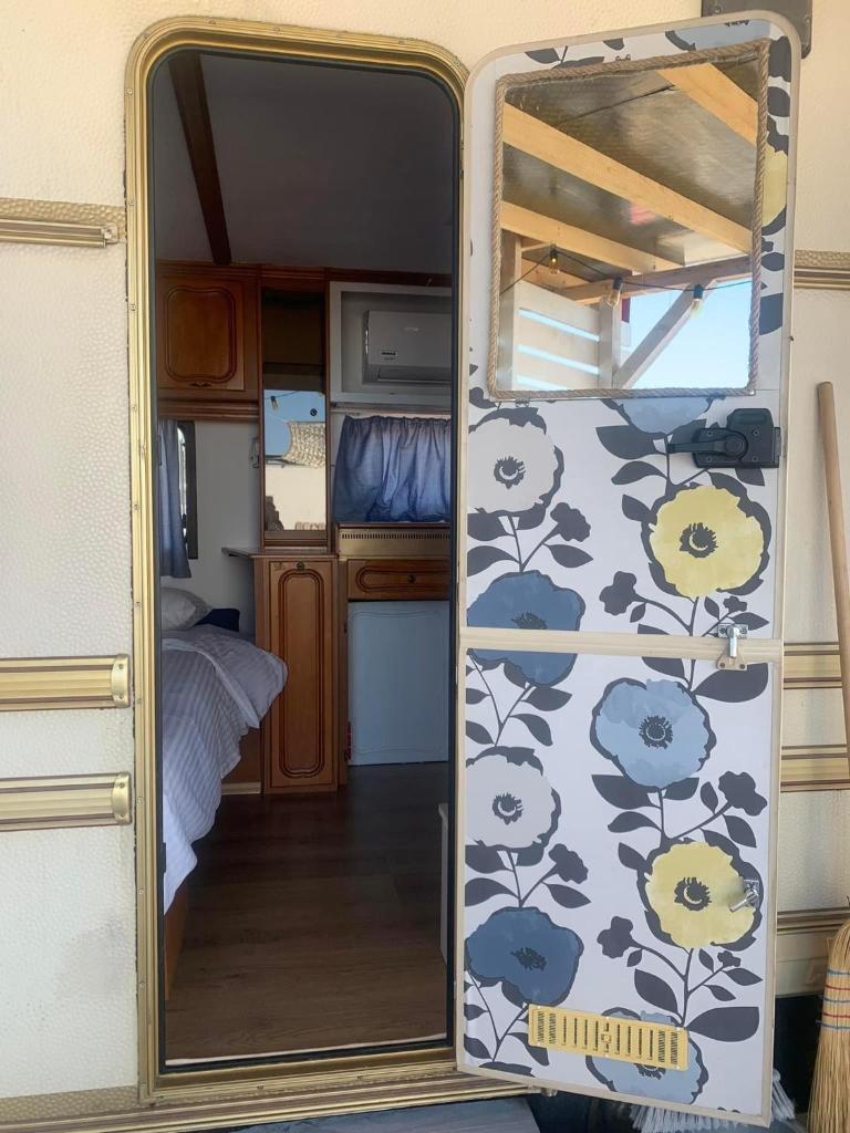 Beach hub caravans Gradina photo 1