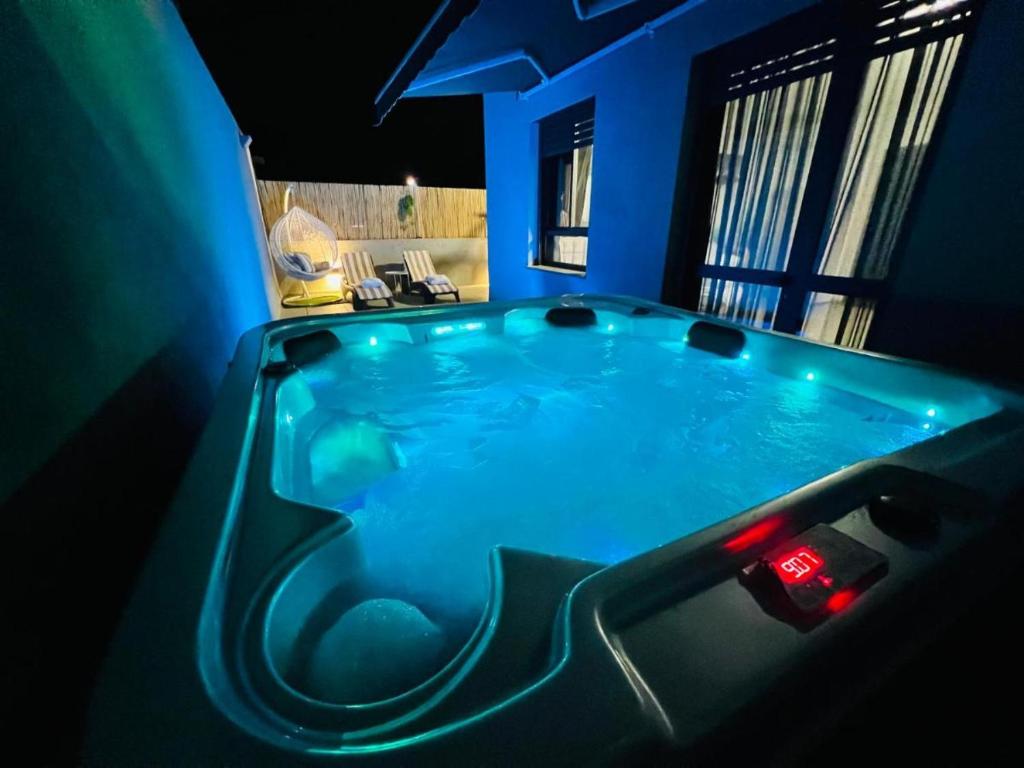 Yalarent Melody- Suites with privat pools photo 1