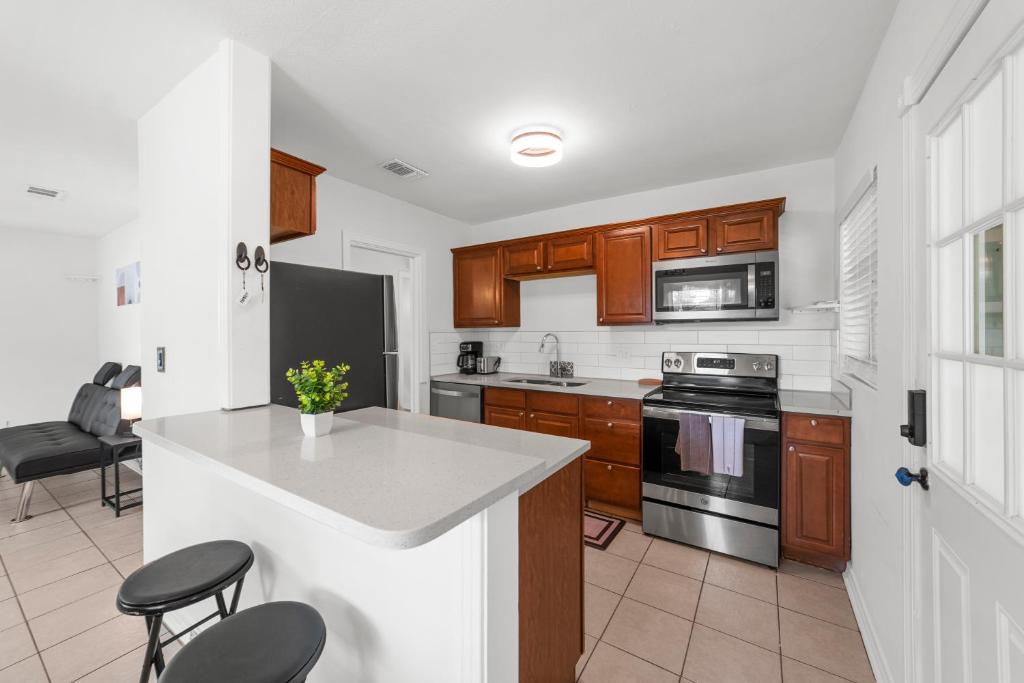 Spacious 3 Bedroom home in Riverside