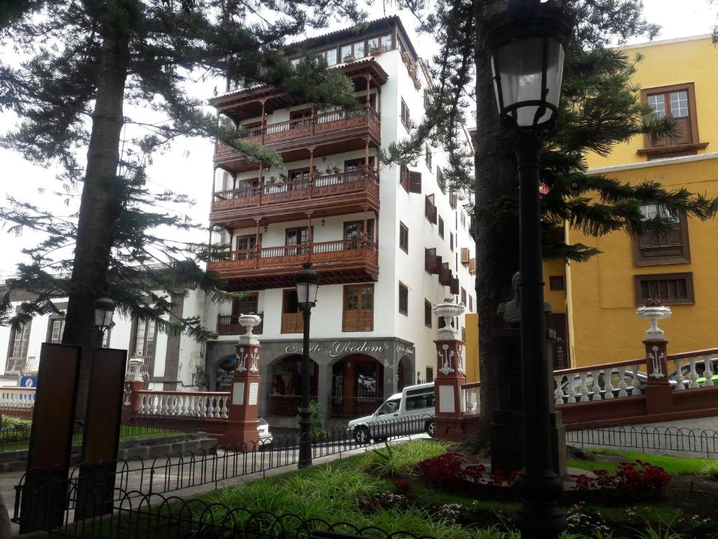 Alojamiento PLAZA CASCO HISTORICO CON PARKING