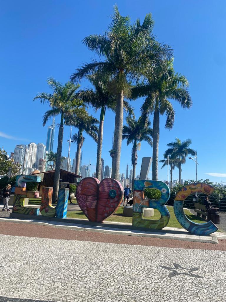 APTO. BEIRA MAR EM BAL. CAMBORIU photo 3